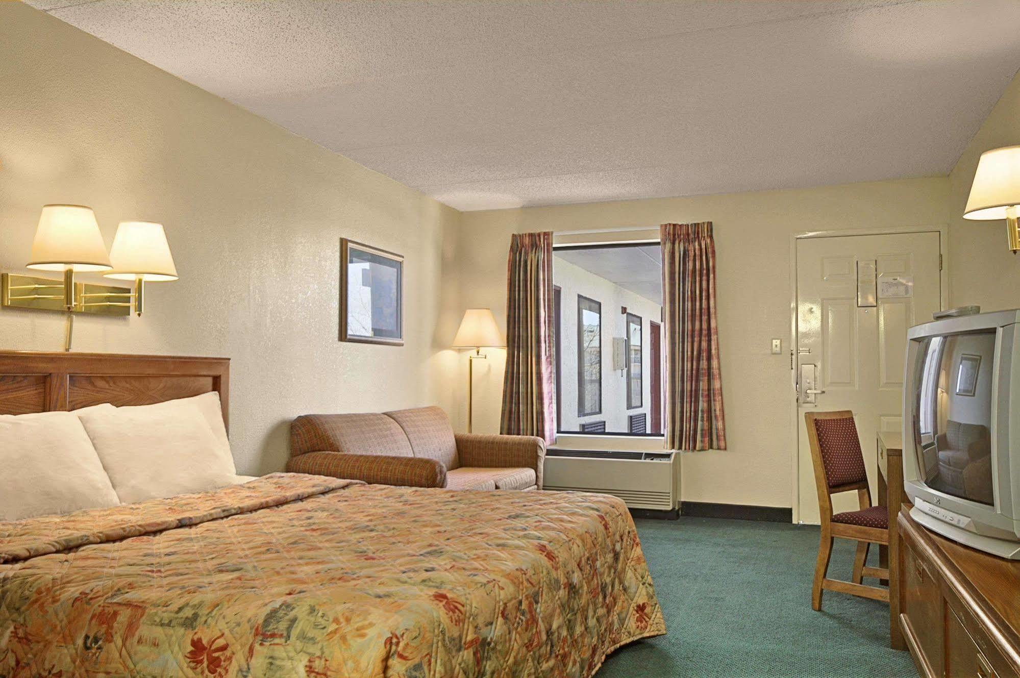 Days Inn By Wyndham Apple Valley Pigeon Forge/Sevierville Pokoj fotografie